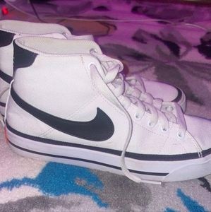 Size 7 Nike shoes